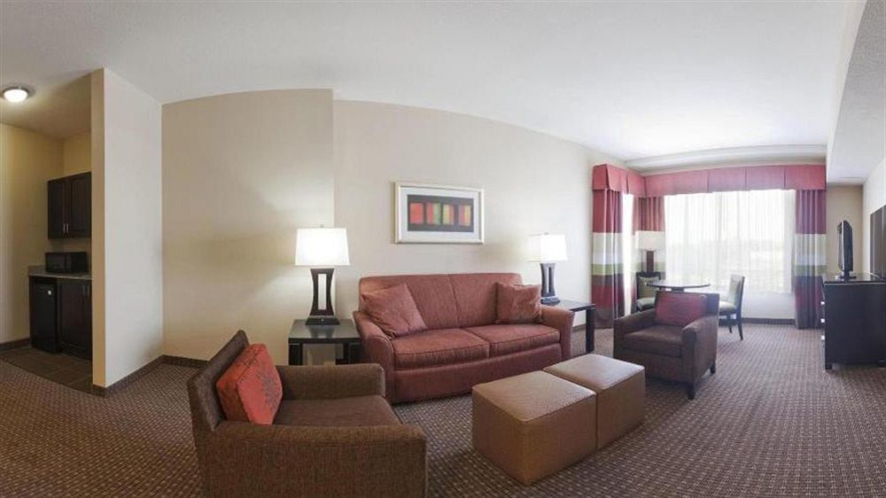 Holiday Inn Meridian East I 59 / I 20 Екстериор снимка